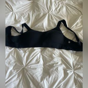Lululemon black bra
